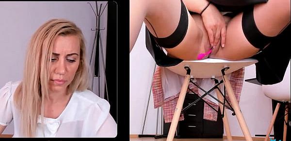  Seductive mom masturbating and squirting twice in the office | WATCH ME NOW katehaven.hot4cams.com